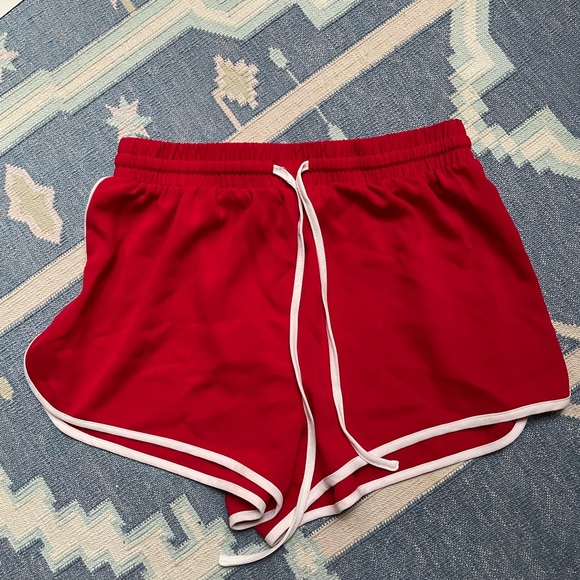 NWOT Forever21 Red Sporty Shorts with White Lining - Picture 5 of 6